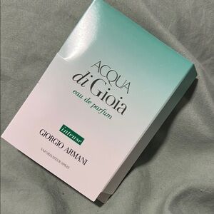 4/$15 Giorgio Armani Acqua di Gioia intense sample